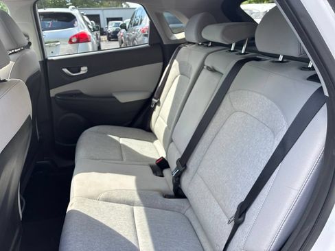 Used 2023 Hyundai Kona SEL FWD image 25