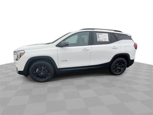 Used 2023 GMC Terrain AT4 w/ Tech Package image 5