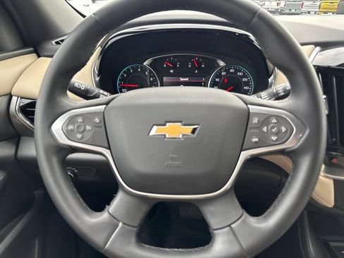 Used 2023 Chevrolet Traverse LT w/ LPO, Cargo Package AWD/4WD image 18
