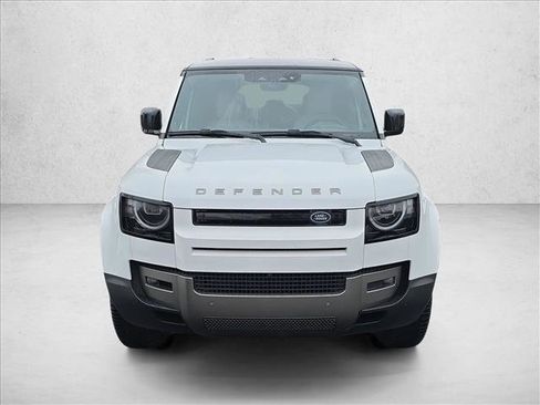 Used 2026 Land Rover Defender 110 S AWD/4WD image 2
