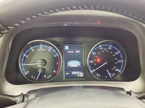 Used 2018 Toyota RAV4 XLE FWD image 23