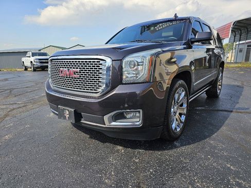 Used 2016 GMC Yukon Denali w/ Open Road Package AWD/4WD image 2