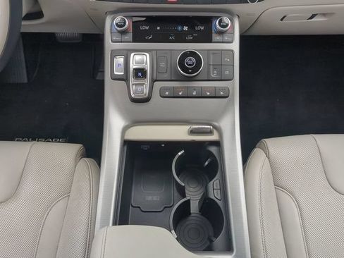 Used 2024 Hyundai Palisade Calligraphy FWD image 23