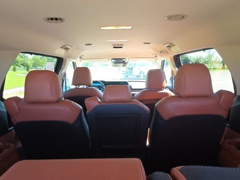 Used 2024 Kia Carnival SX FWD image 13