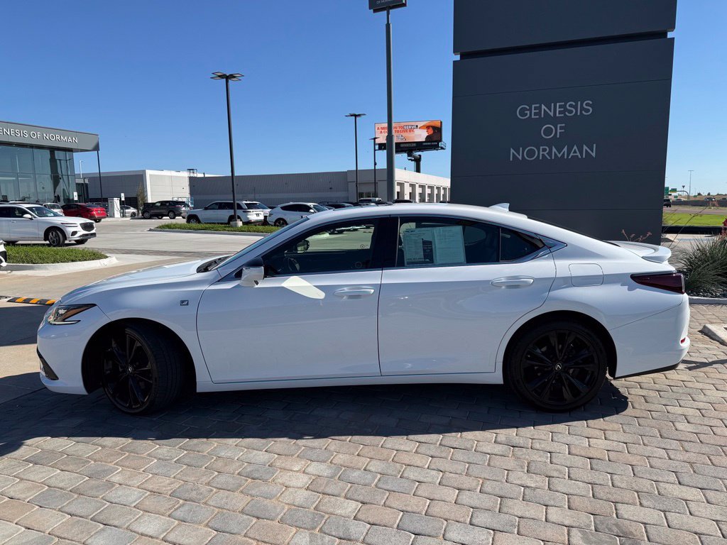 Used 2024 Lexus ES 350 F Sport FWD image 2