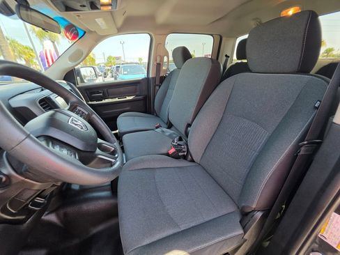 Used 2022 RAM 1500 Tradesman w/ Tradesman SXT Package RWD image 20