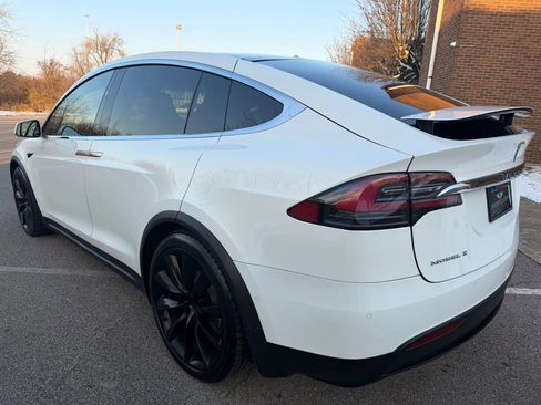 Used 2018 Tesla Model X 100D image 49