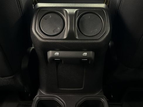 Used 2026 Jeep Wrangler Unlimited Sport AWD/4WD image 34