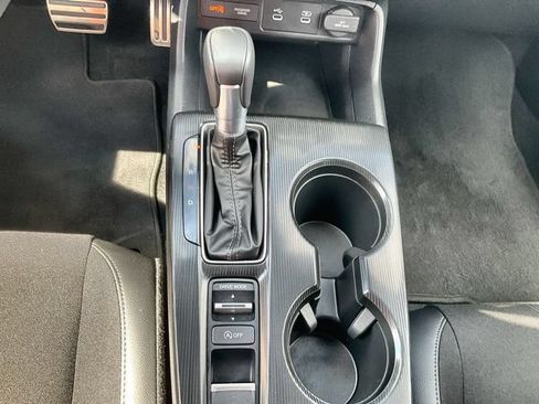 Certified 2025 Honda Civic Sport image 27