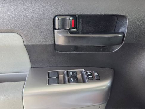 Used 2022 Toyota Sequoia SR5 RWD image 9