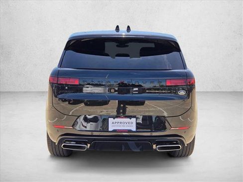 Used 2023 Land Rover Range Rover Sport SE Dynamic image 7