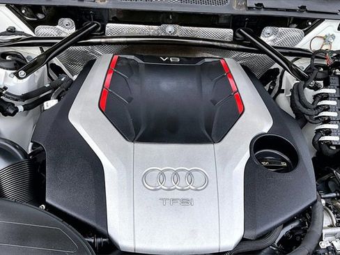 Used 2020 Audi SQ5 Prestige image 34