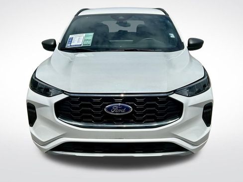 Used 2023 Ford Escape ST-Line w/ Tech Pack #1 AWD/4WD image 2