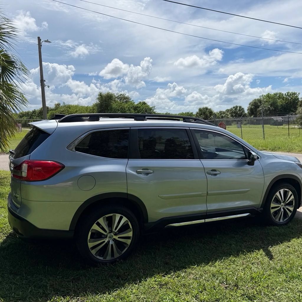 Used 2022 Subaru Ascent Limited w/ Technology Package AWD/4WD image 8