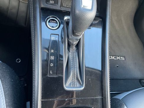 Used 2023 Nissan Kicks SR w/ SR Premium Package image 27