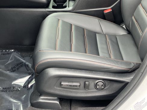 Used 2024 Honda CR-V Sport Touring image 17