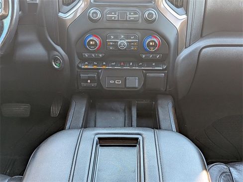 Used 2021 Chevrolet Silverado 1500 High Country w/ Technology Package image 19