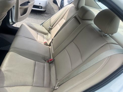 Used 2016 Honda Accord EX-L image 19