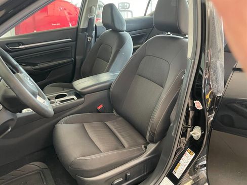 Used 2021 Nissan Altima 2.5 SV FWD image 18