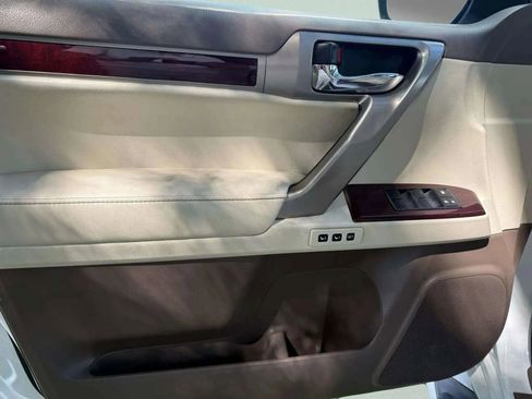 Used 2018 Lexus GX 460 Luxury image 37