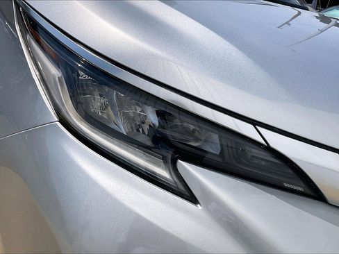 Used 2021 Toyota Sienna XSE AWD/4WD image 33