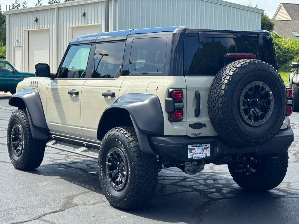 Used 2025 Ford Bronco Raptor AWD/4WD image 16