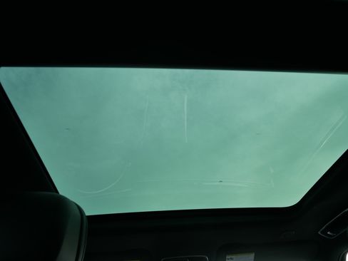 Used 2025 Land Rover Range Rover Sport Dynamic SE image 19