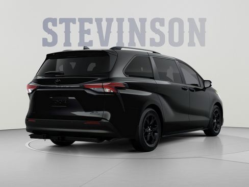 New 2026 Toyota Sienna XLE Woodland Edition AWD/4WD image 9