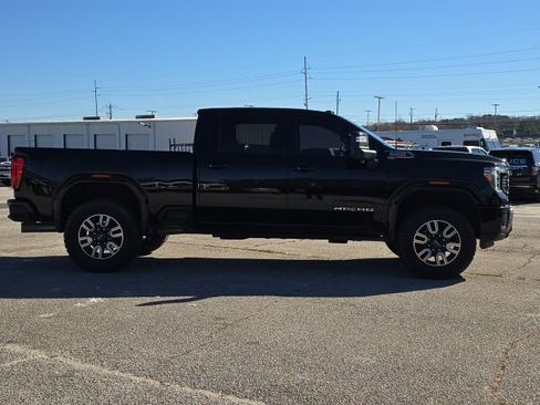 Used 2022 GMC Sierra 2500 AT4 w/ AT4 Preferred Package image 6