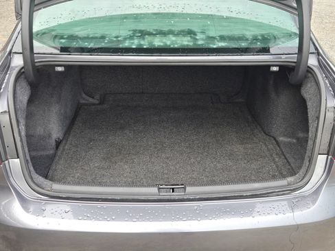 Used 2013 Volkswagen Passat 2.5 S FWD image 9