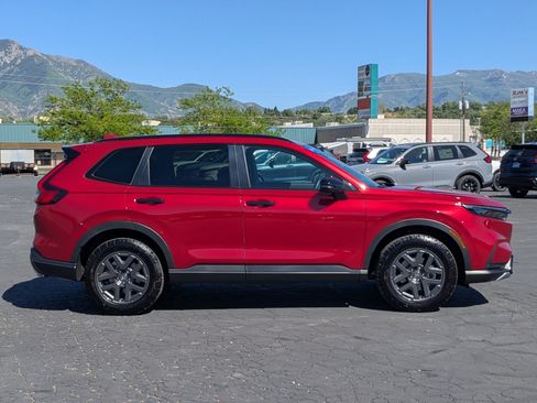 Used 2026 Honda CR-V TrailSport image 2