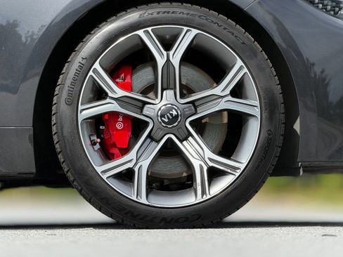 Used 2019 Kia Stinger GT2 AWD/4WD image 21