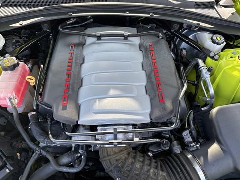 Used 2020 Chevrolet Camaro SS RWD image 27