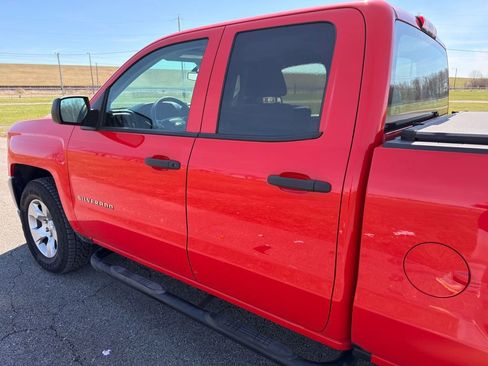 Used 2017 Chevrolet Silverado 1500 W/T AWD/4WD image 10