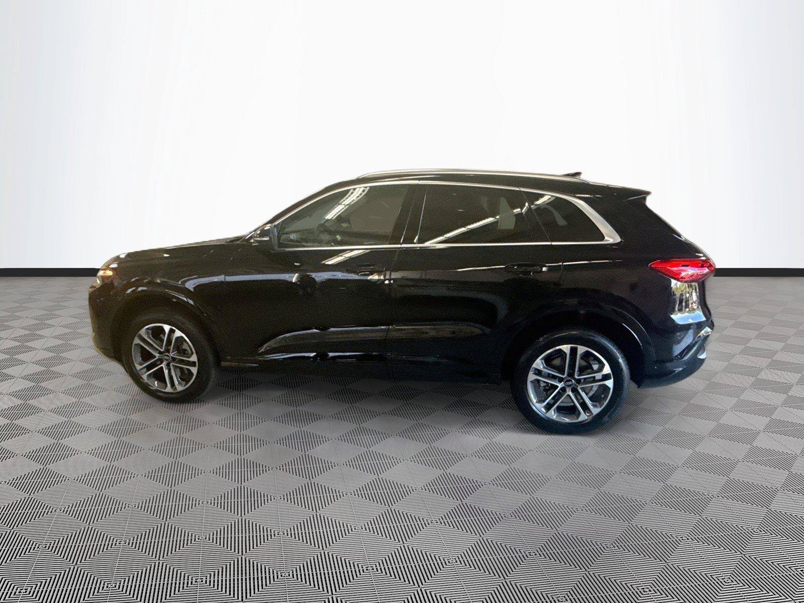 New 2026 Audi Q5 Premium AWD/4WD image 4