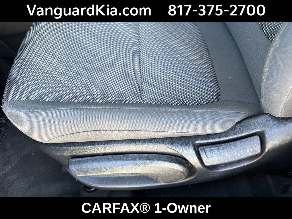 Certified 2026 Kia Seltos LX AWD/4WD image 16