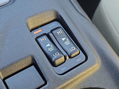 Used 2022 Subaru Impreza Premium image 23