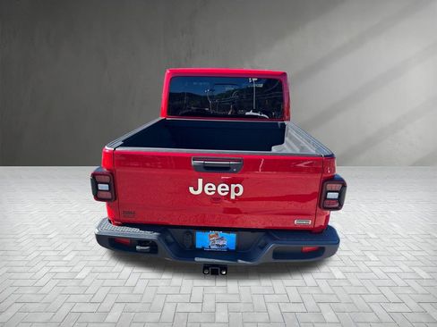 Used 2021 Jeep Gladiator Overland w/ Popular Equipment Package image 5