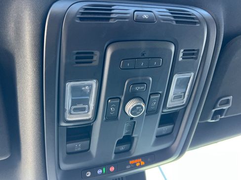 Used 2024 GMC Yukon Denali w/ Denali Reserve Package AWD/4WD image 24