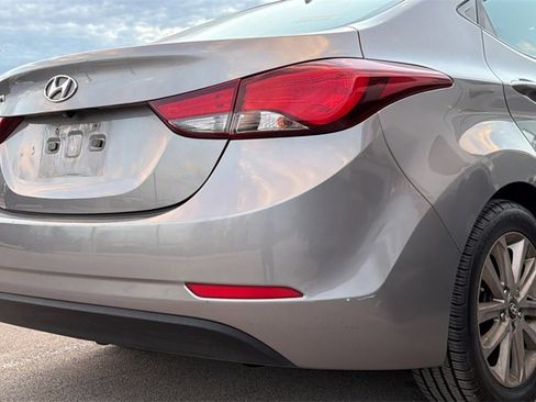 Used 2014 Hyundai Elantra SE w/ Option Group 02 image 10