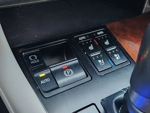 Used 2019 Lexus RX 350L FWD image 27