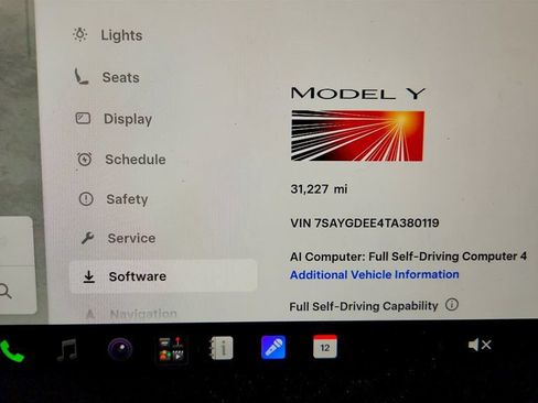 Used 2026 Tesla Model Y AWD image 12