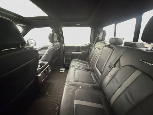 Used 2019 Ford F150 Platinum w/ Equipment Group 701A Luxury image 8