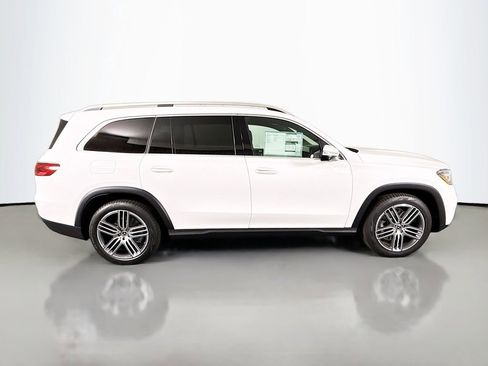 Used 2026 Mercedes-Benz GLS 450 4MATIC image 8