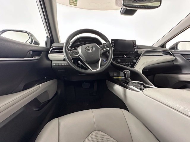 Used 2021 Toyota Camry XLE FWD image 24