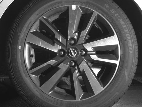 Used 2025 Nissan Versa SV image 14