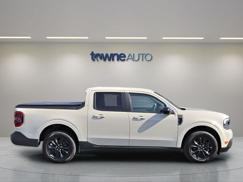 Used 2024 Ford Maverick Lariat w/ Black Appearance Package AWD/4WD image 8