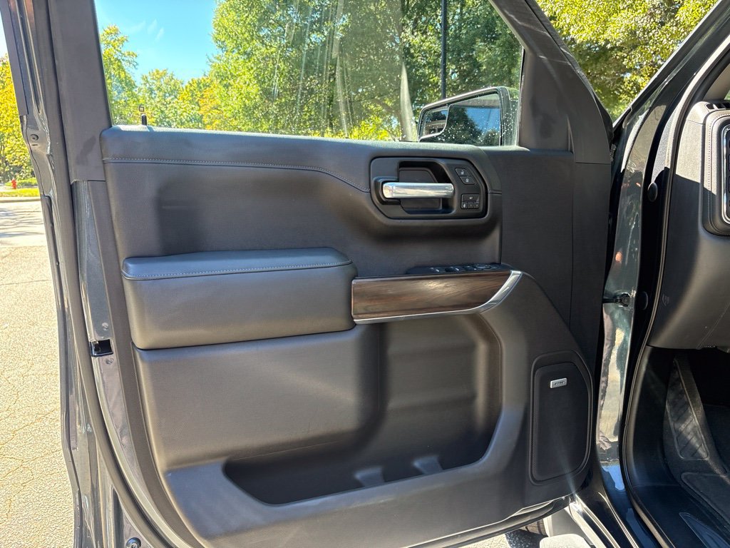 Used 2019 GMC Sierra 1500 SLT w/ SLT Premium Package AWD/4WD image 6