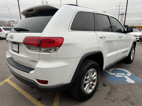 Used 2019 Jeep Grand Cherokee Laredo w/ Security & Convenience Group image 5