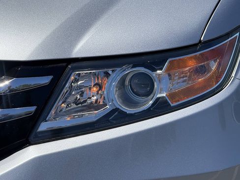 Used 2016 Honda Odyssey EX-L image 24